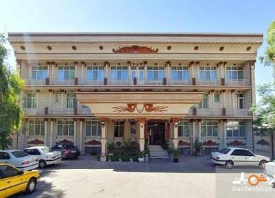 هتل اخوان کرمان؛ اقامتی مقرون به صرفه در کرمان